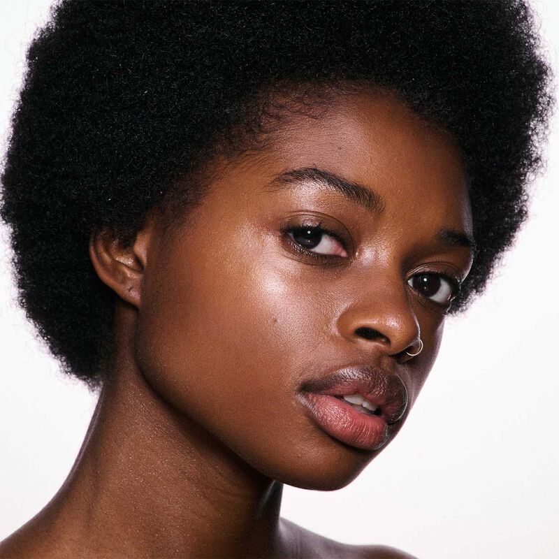 MAC Skinfinish Lightstruck Liquid Highlighter image number 10